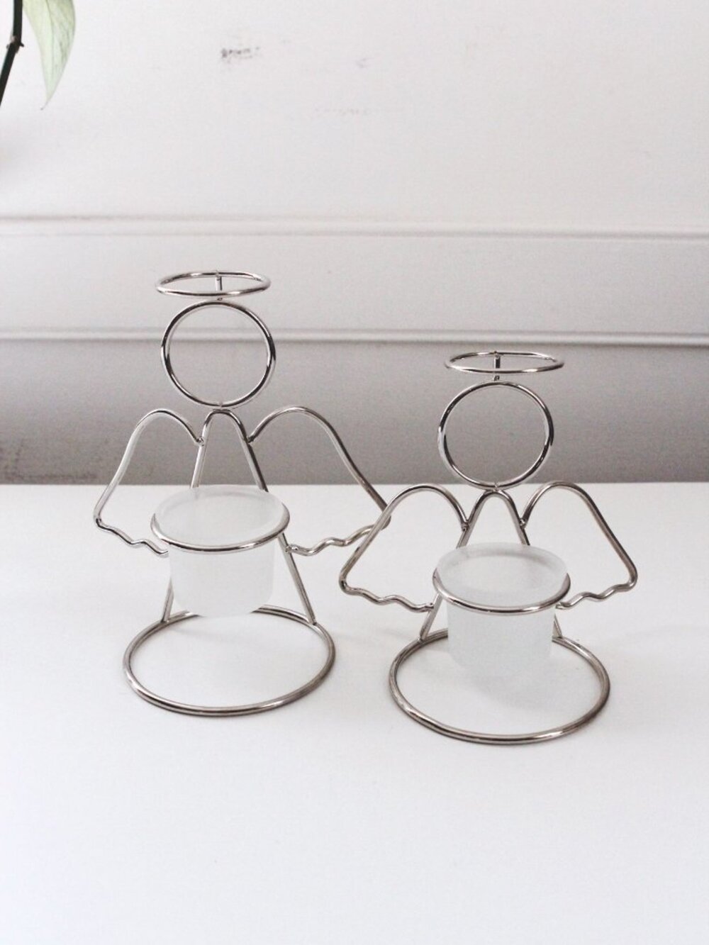 Set Of 2 Vintage Angel Tealight Candle Holders Silver Frosted Glass Votive Minim
